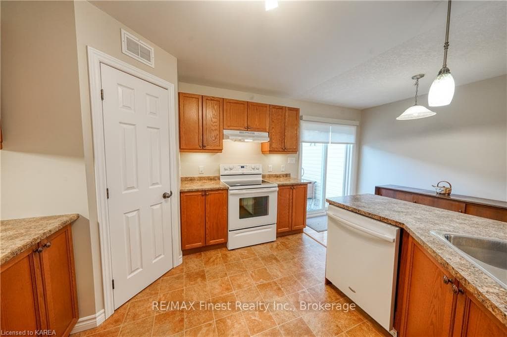 118 ISLANDVIEW Drive photo 19