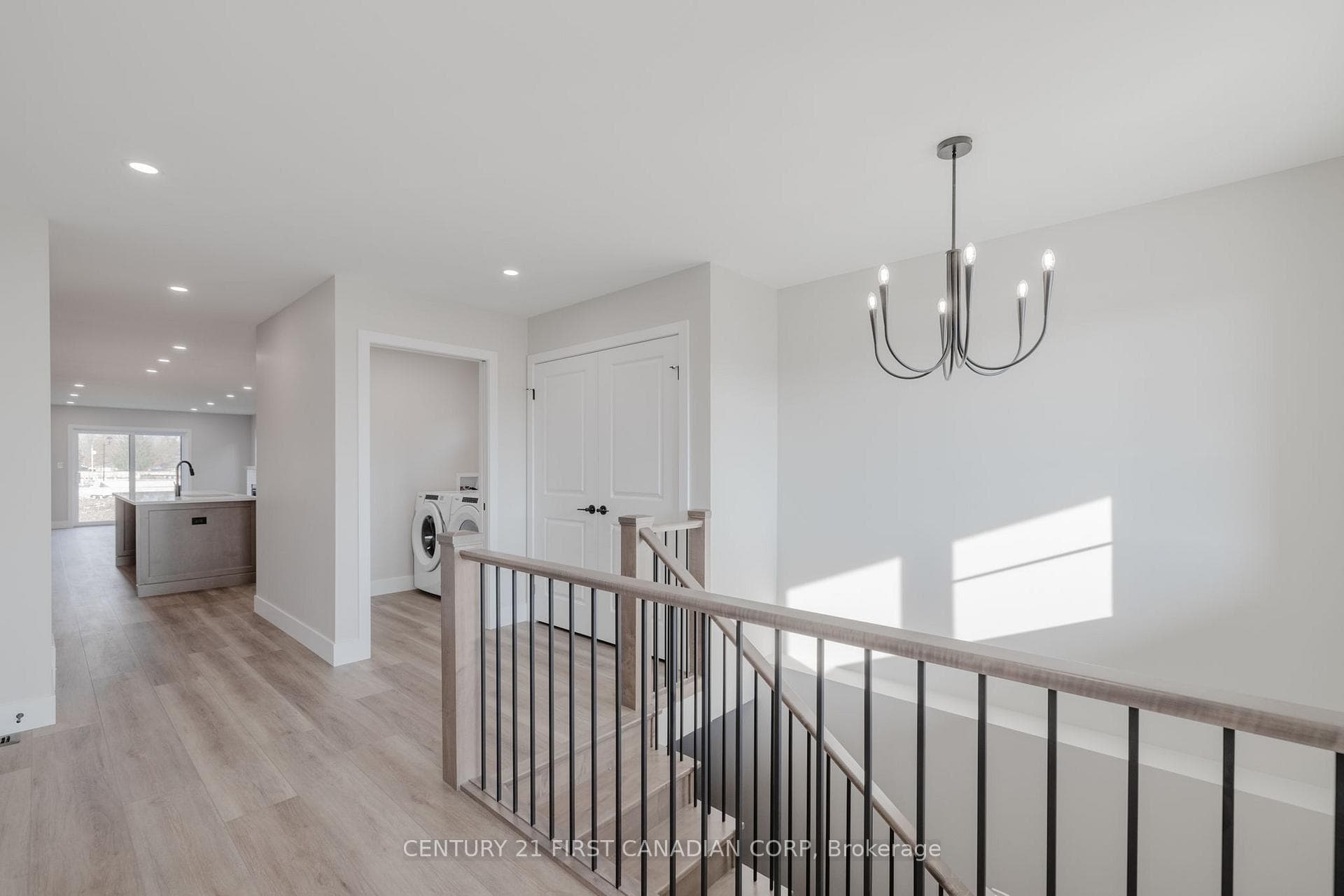 107 Victoria Avenue photo 34