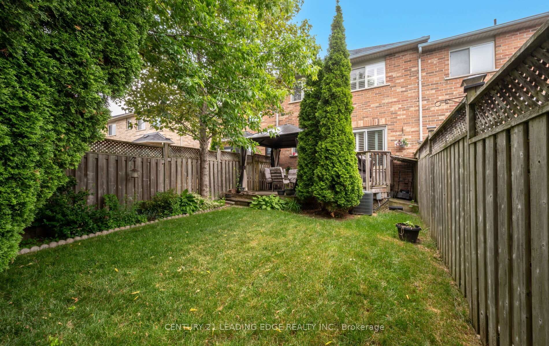 113 Frank Johnston Road photo 40