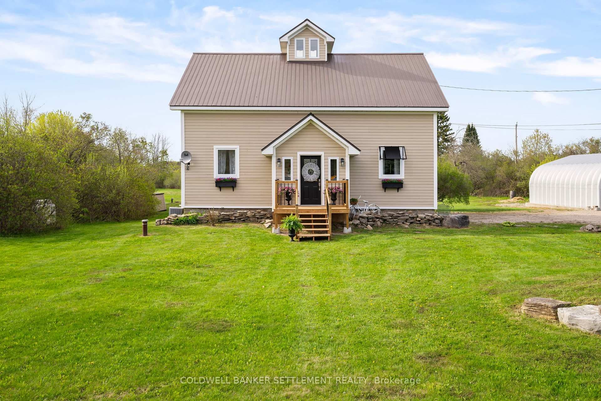 210 Port Elmsley Road photo 5