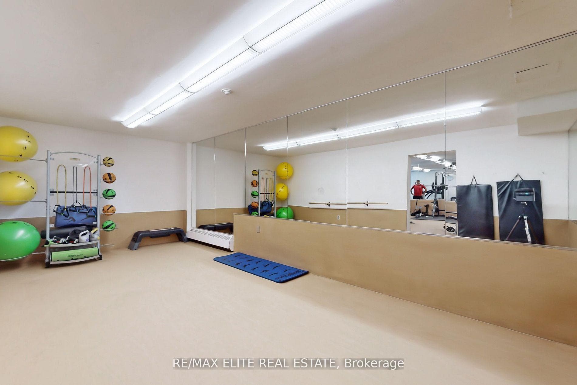 360 Ridelle Avenue Unit 1407 photo 26