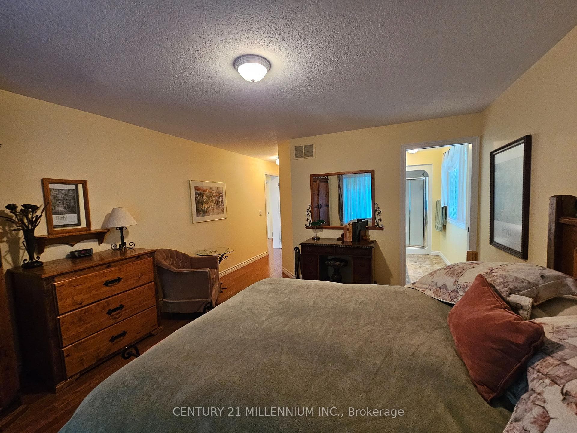 7 Virginia Avenue photo 30