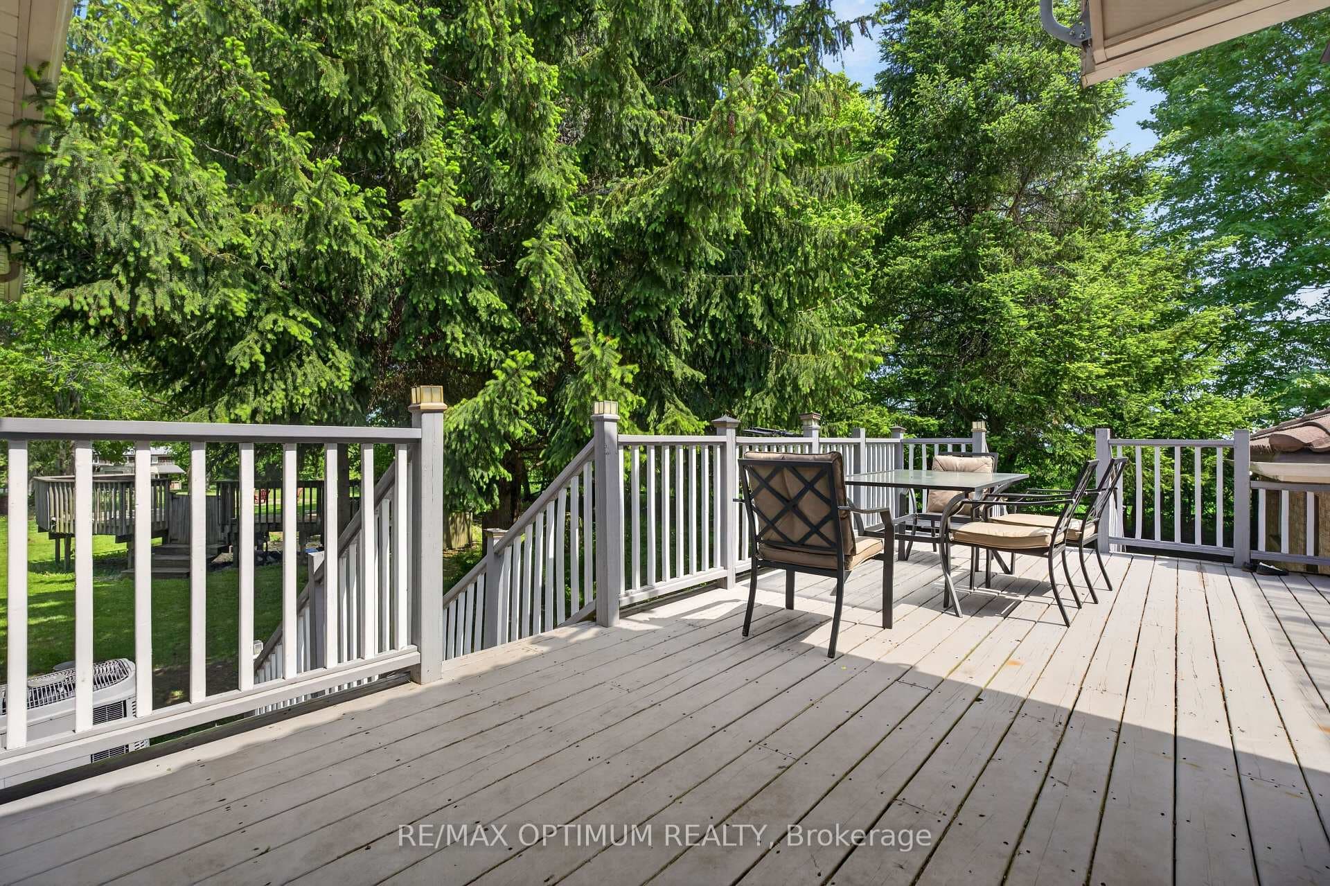 529 Campbellville Road photo 39