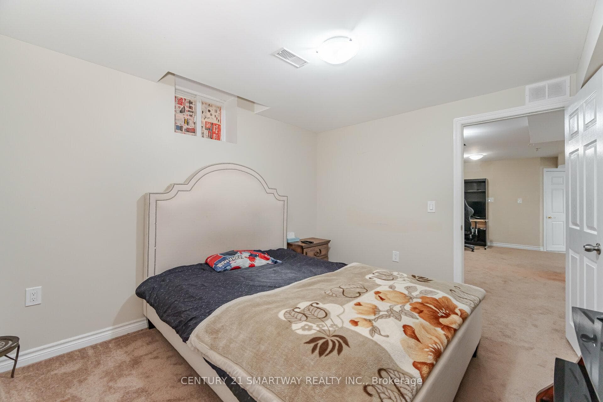 74 Peace Valley Crescent photo 35