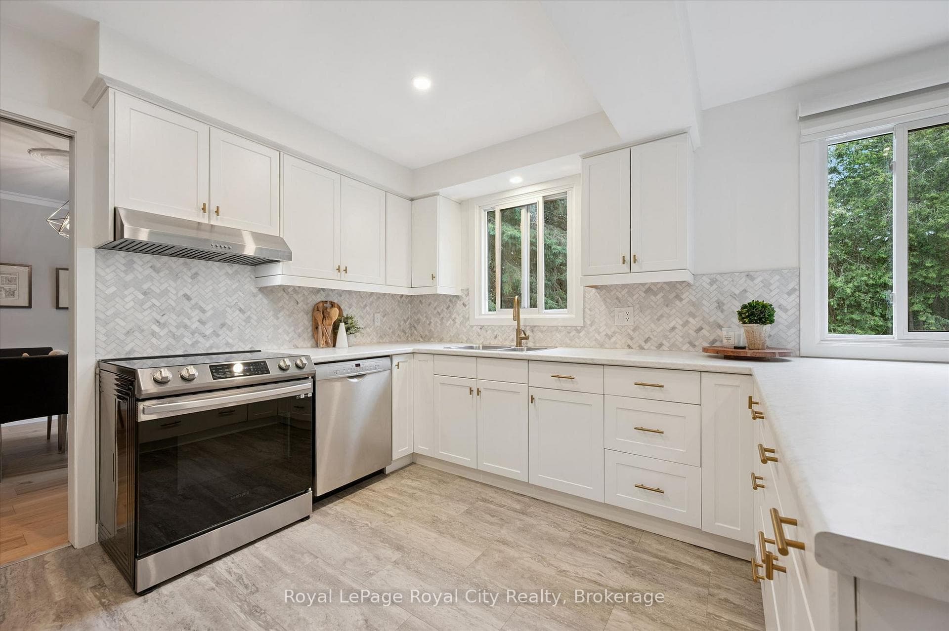 40 Walnut Drive photo 13