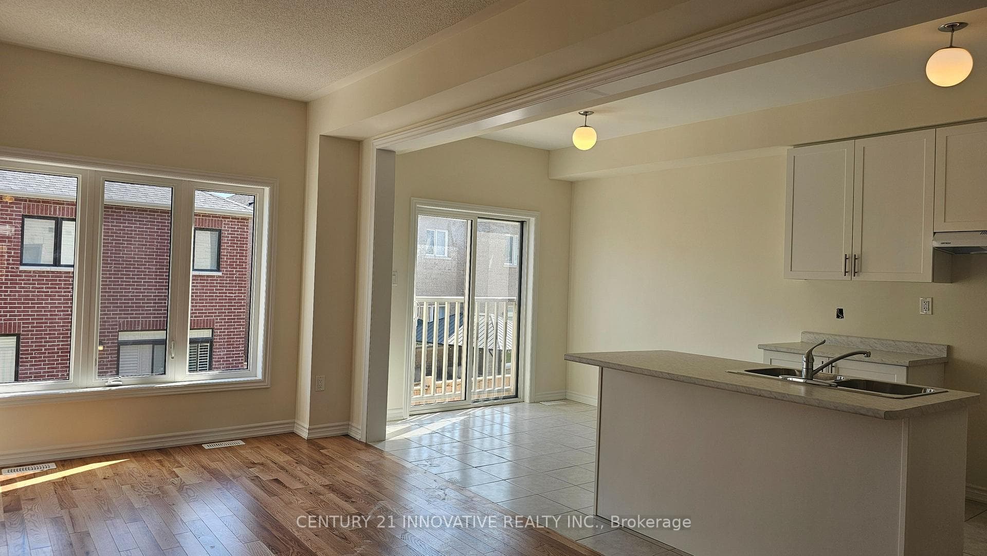 1141 Azalea Avenue photo 4