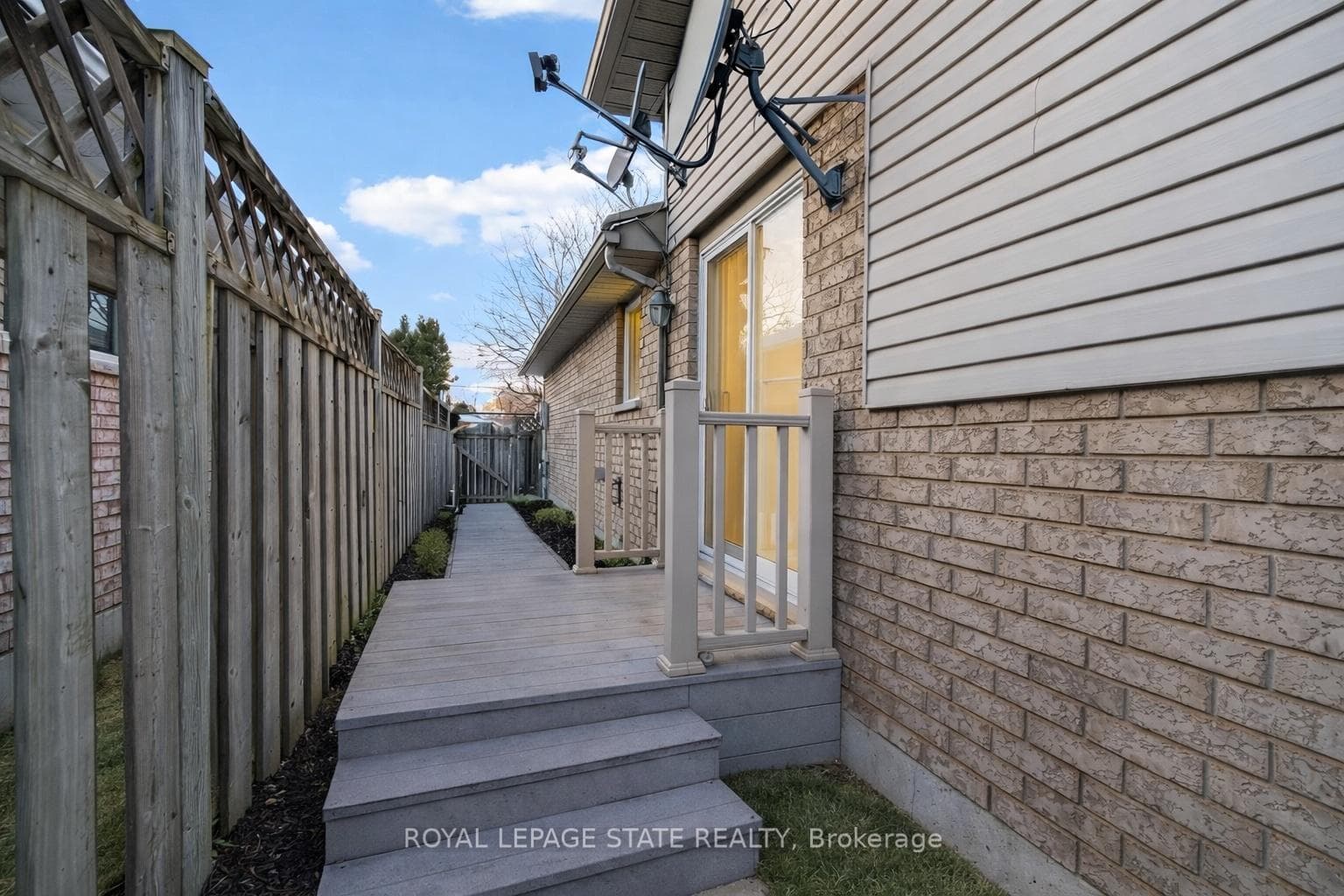 128 Nugent Drive photo 41