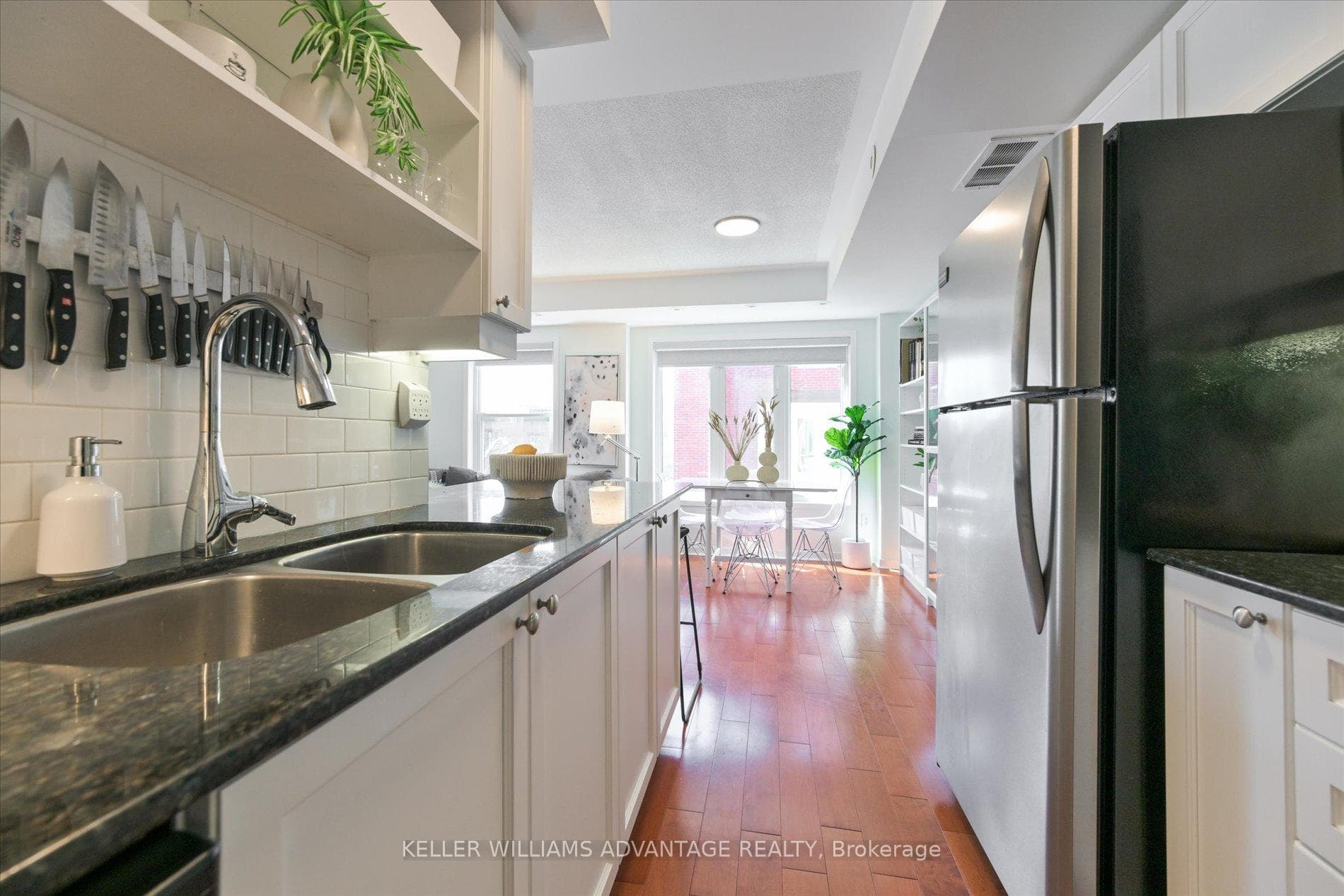 2 Florence Wyle Lane Unit 1 photo 8