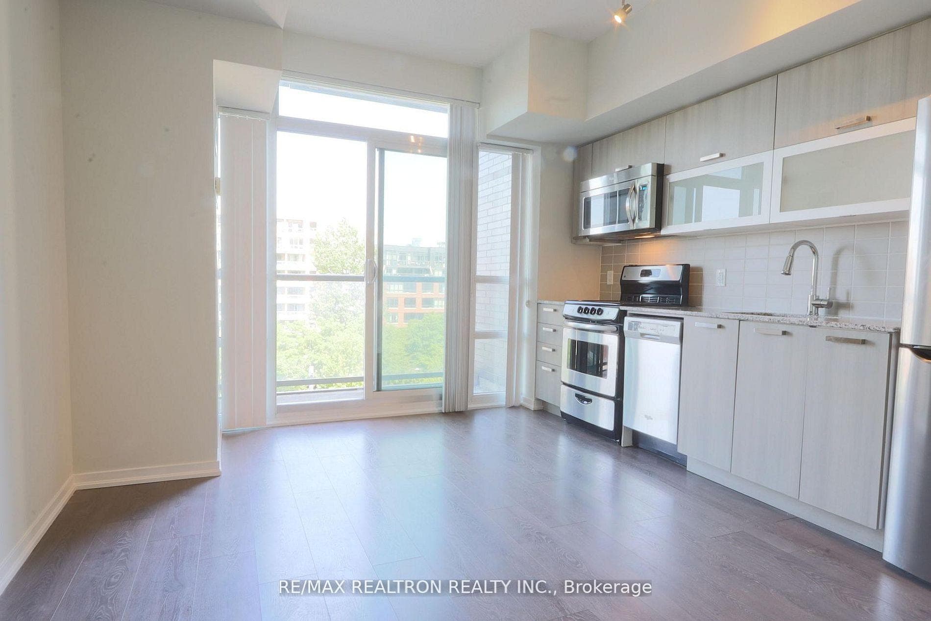 68 Abell Street Unit 647 photo 3