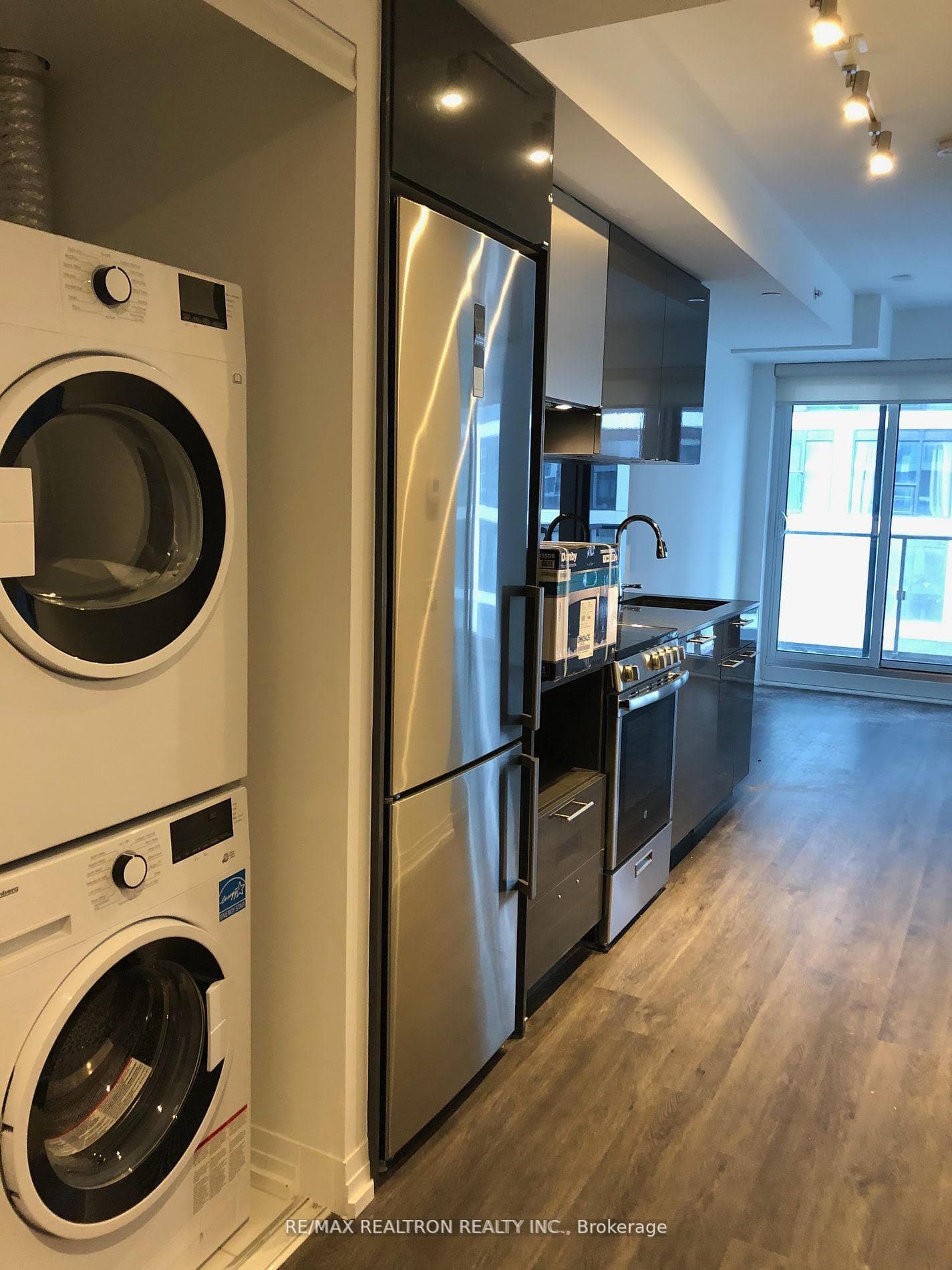 251 Jarvis Street Unit 1723 photo 5