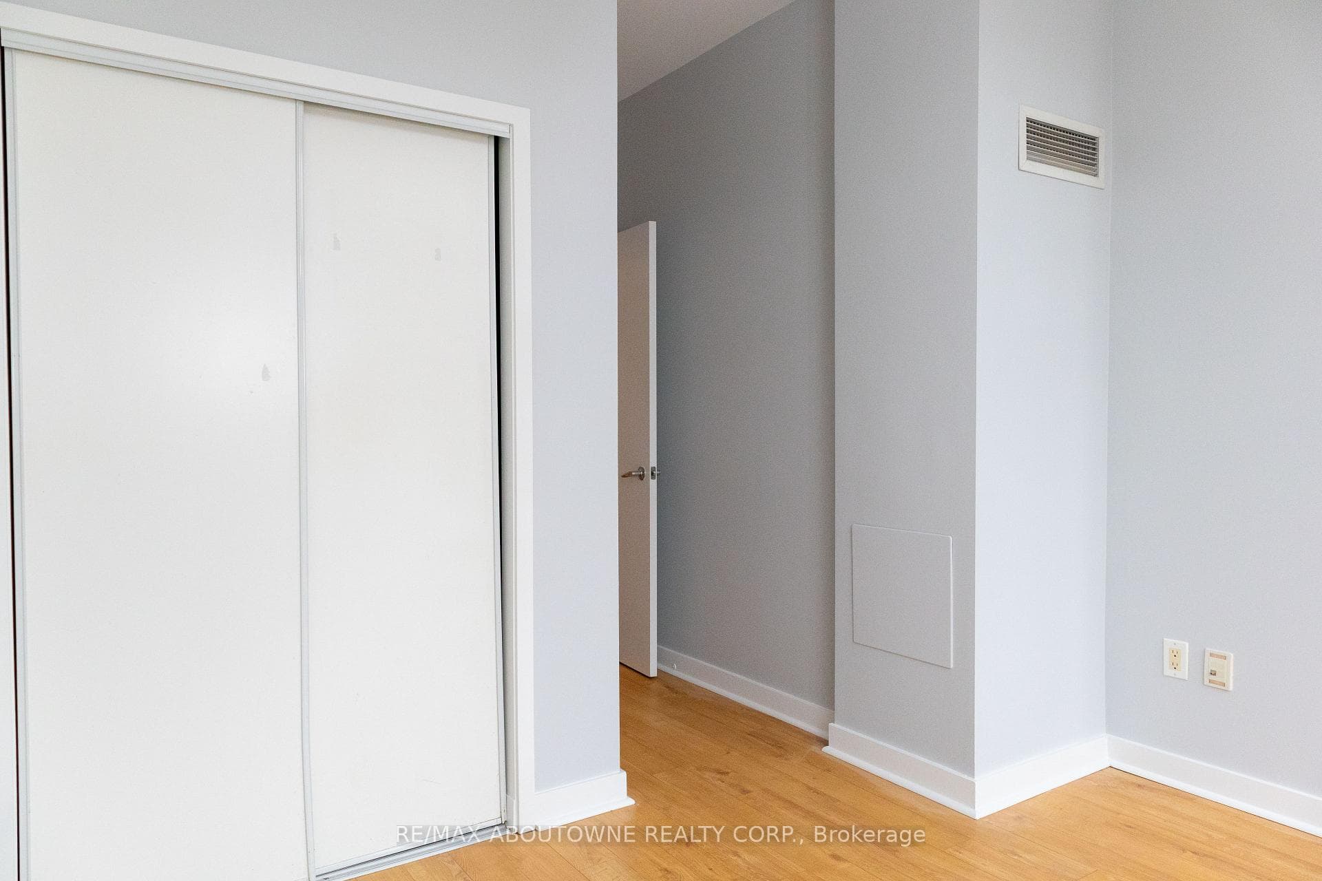 35 Mariner Terrace Unit 106 photo 13