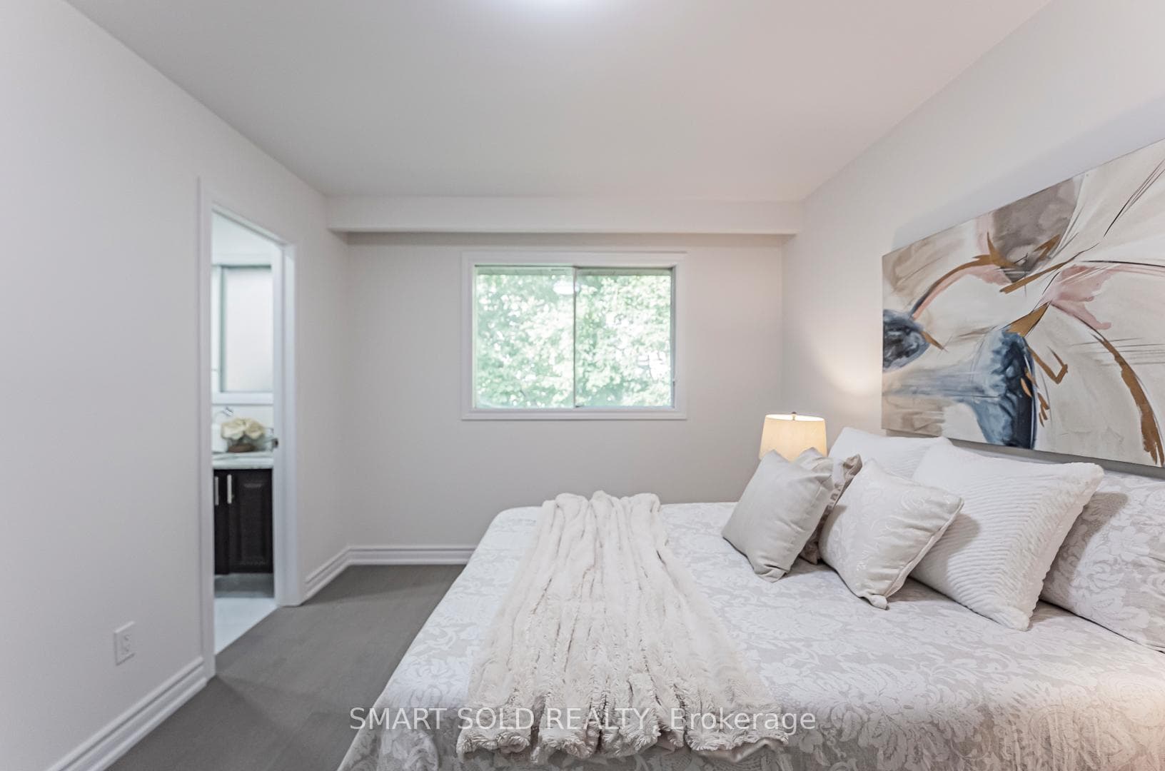 8412 Islington Avenue photo 24