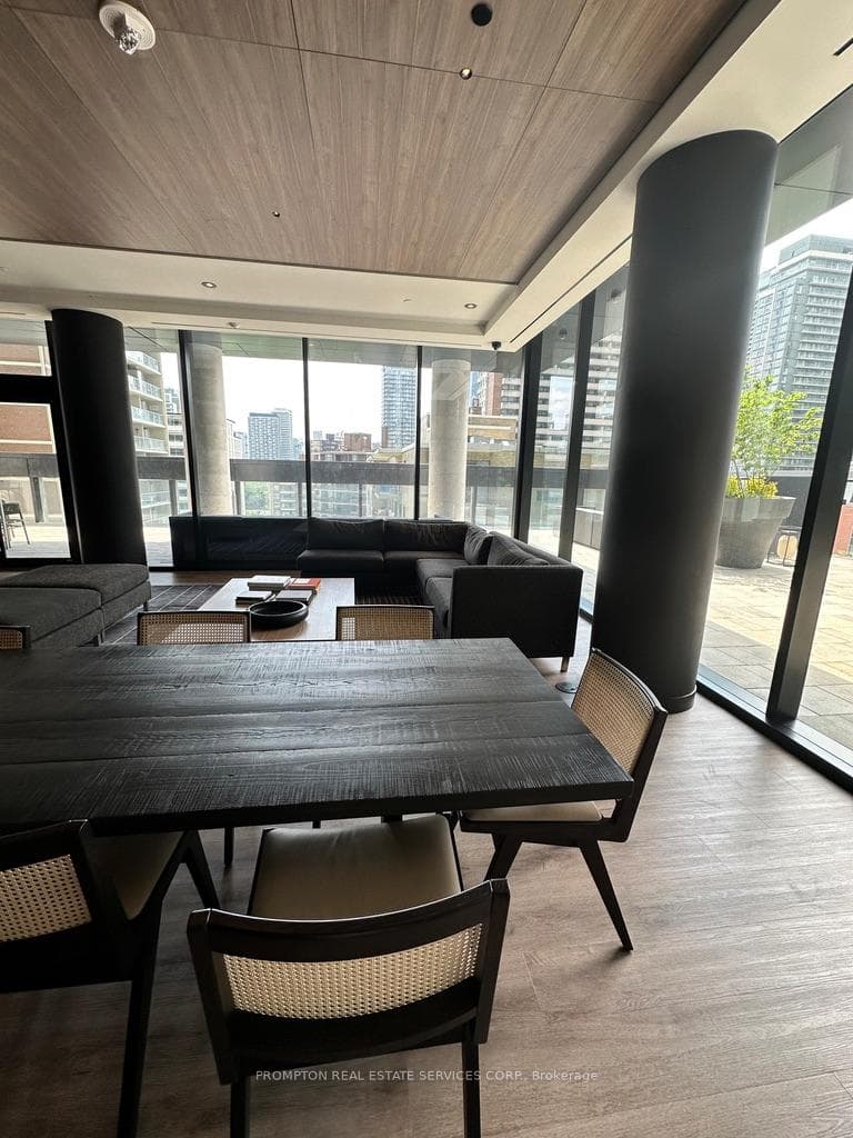 55 Charles Street Unit 3913 photo 18
