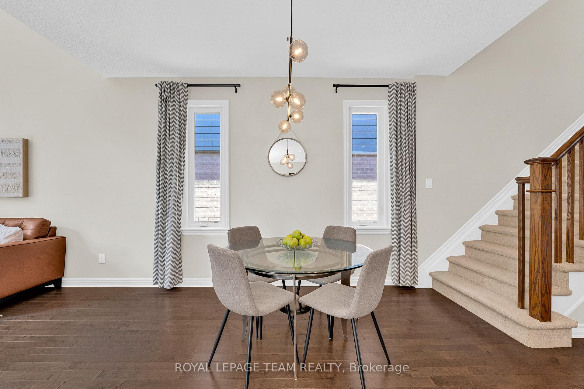 534 STARGAZER Crescent photo 22