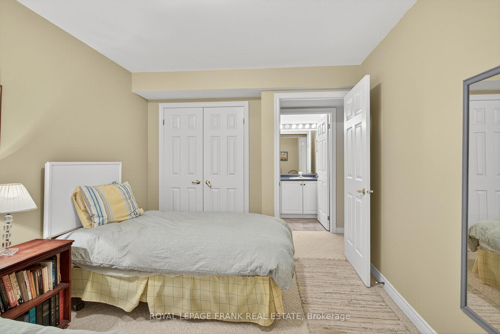 1121 Armour Road Unit 8 photo 25
