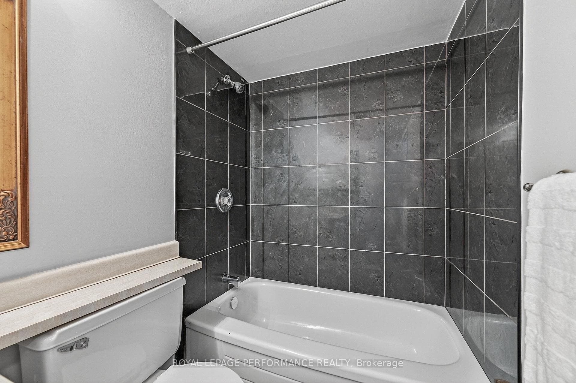 530 Laurier Avenue Unit 2502 photo 26