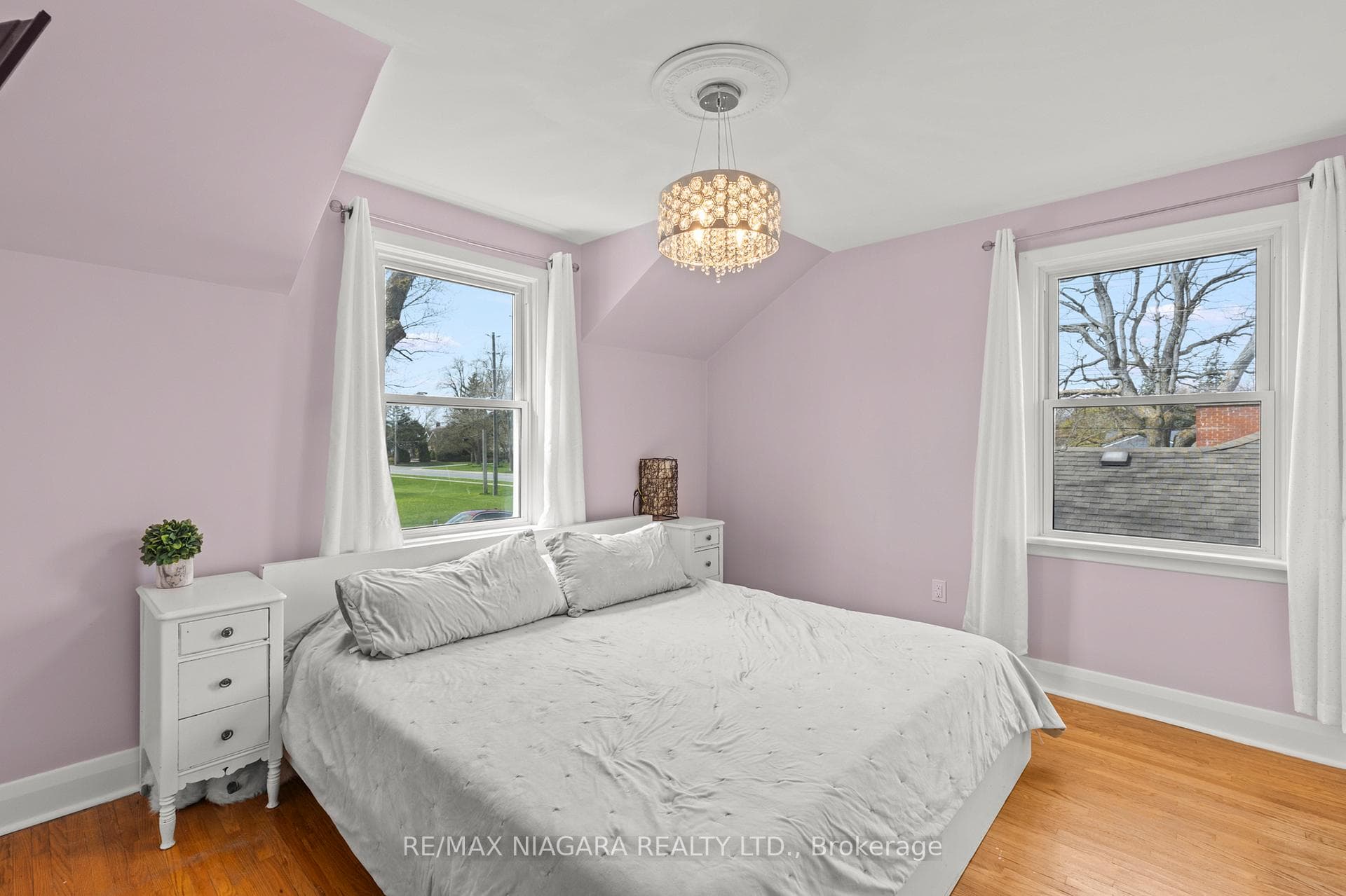 96 Laughlin Avenue photo 18