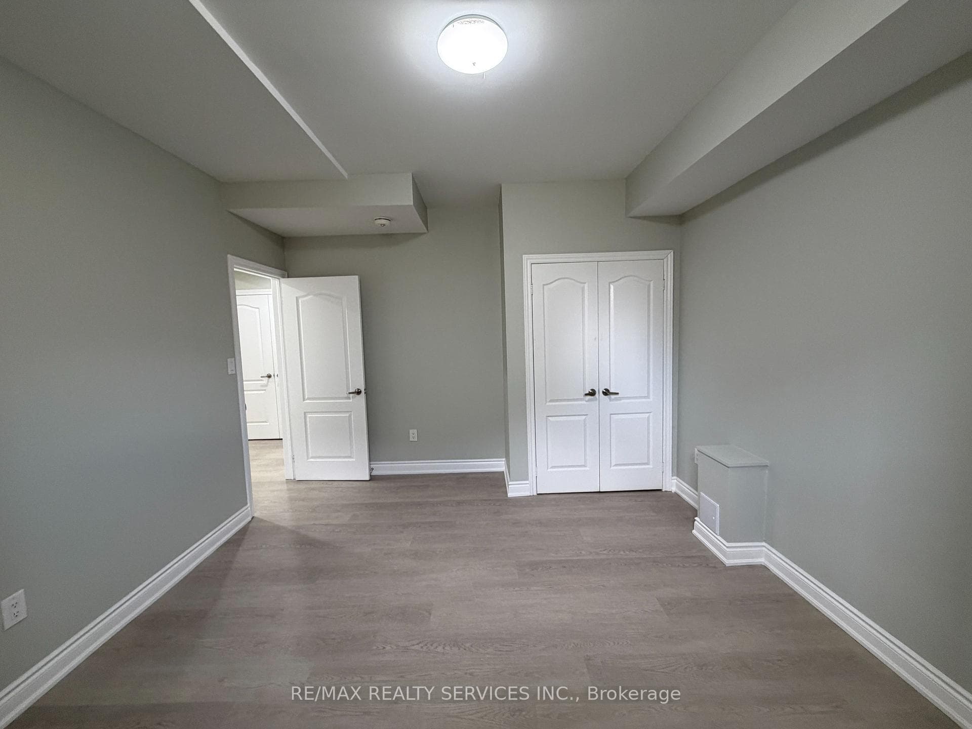 4 Lyle Way Unit Lower photo 8