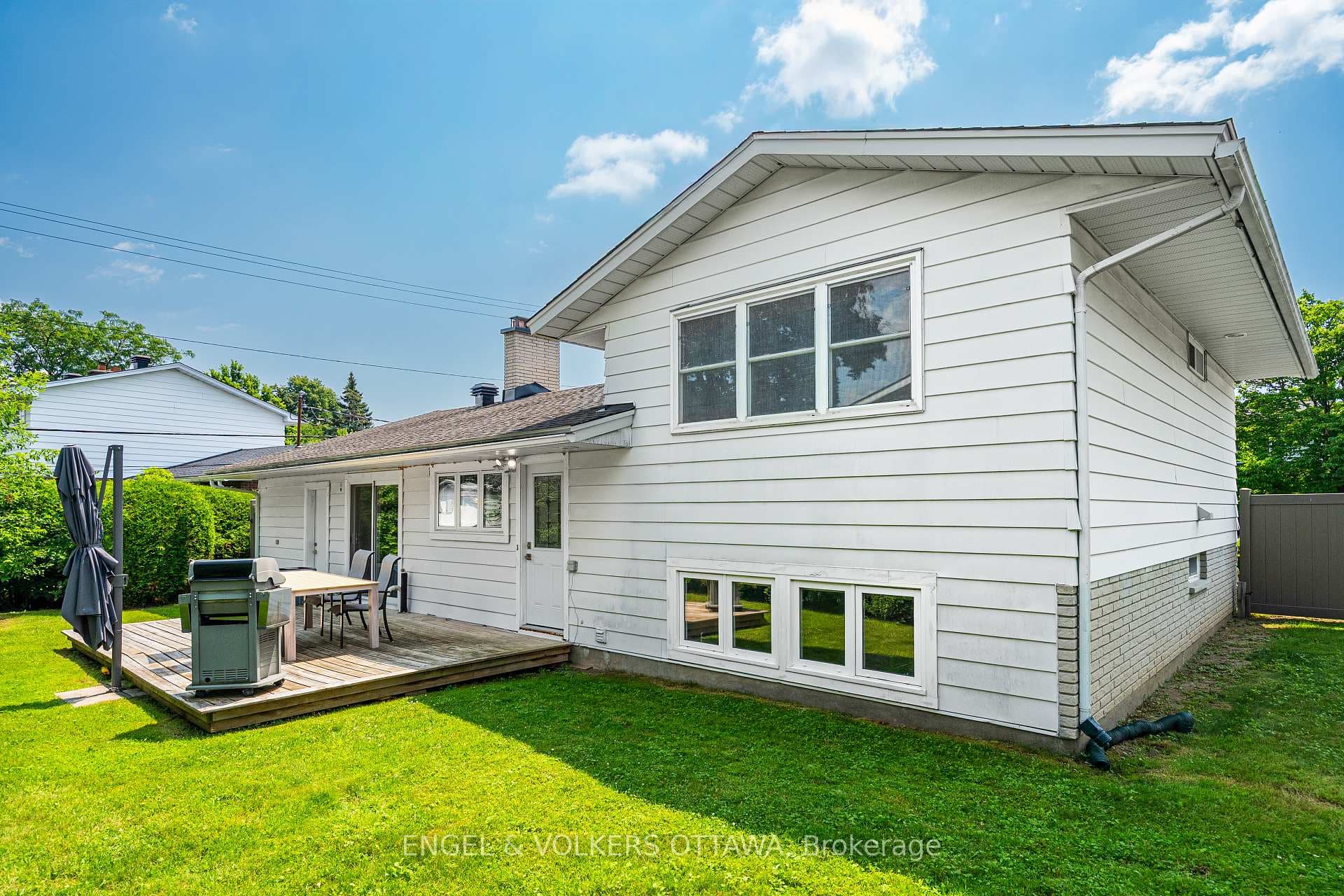 1941 Conrad Avenue photo 27