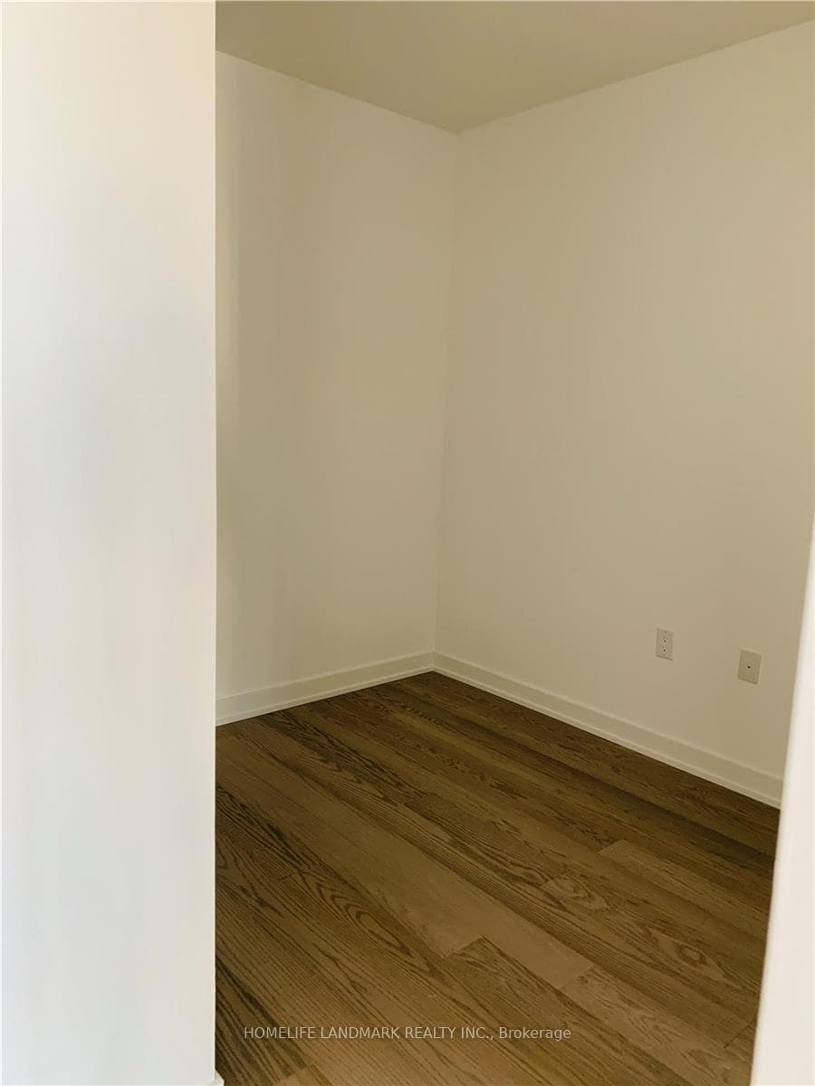 11 Wellesley Street Unit 501 photo 6