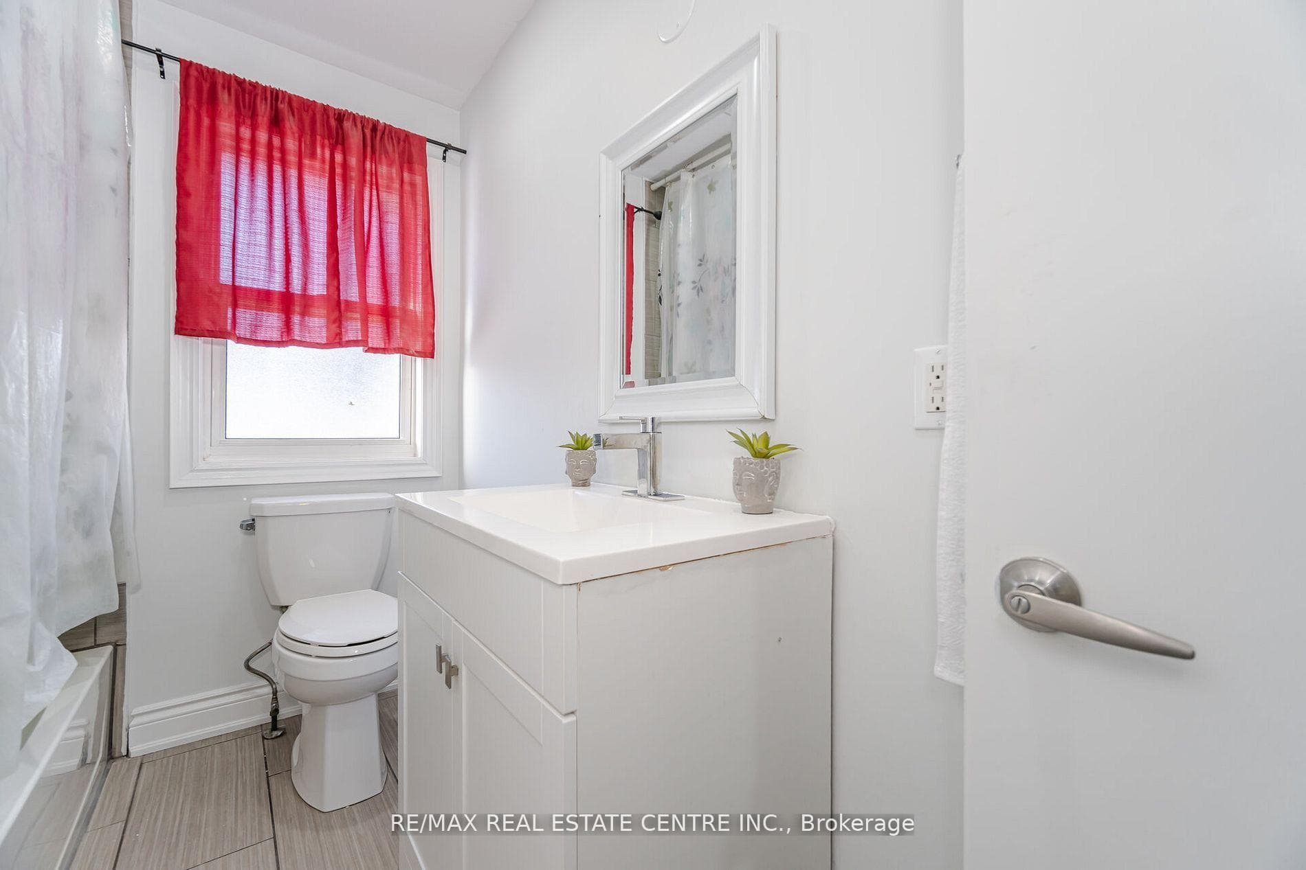 35 Edgemont Drive photo 21