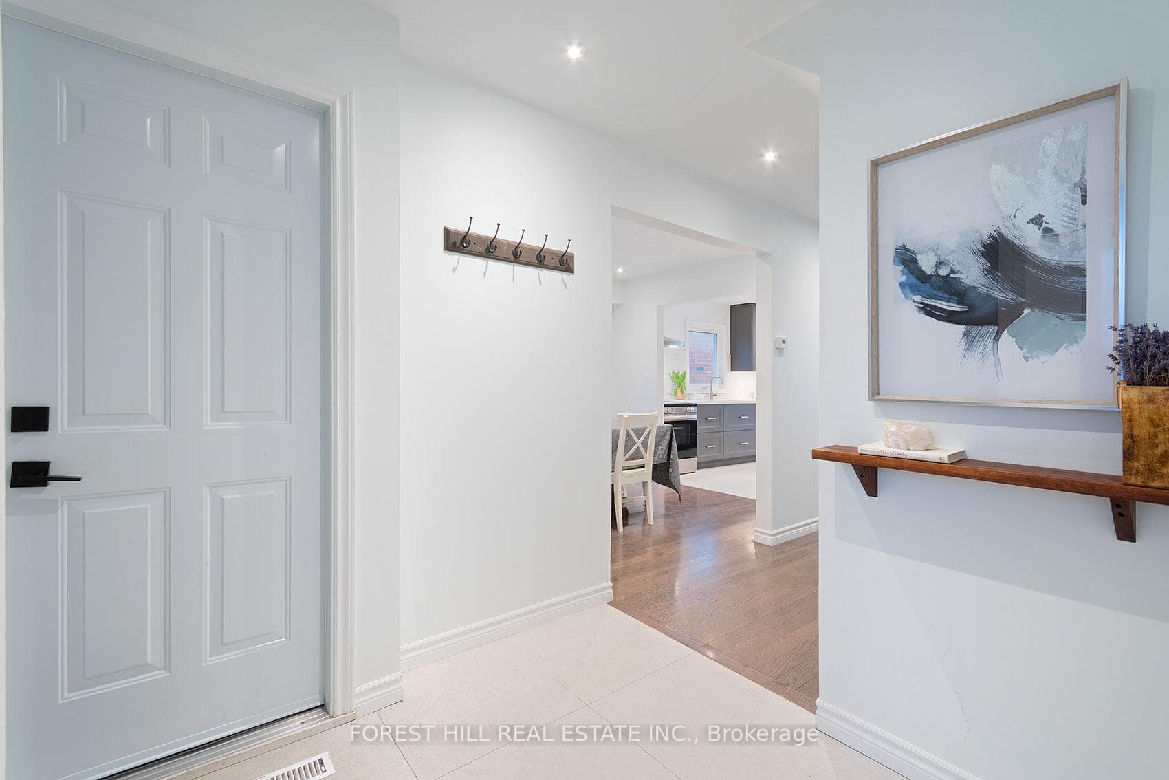 28 Lansbury Court photo 5
