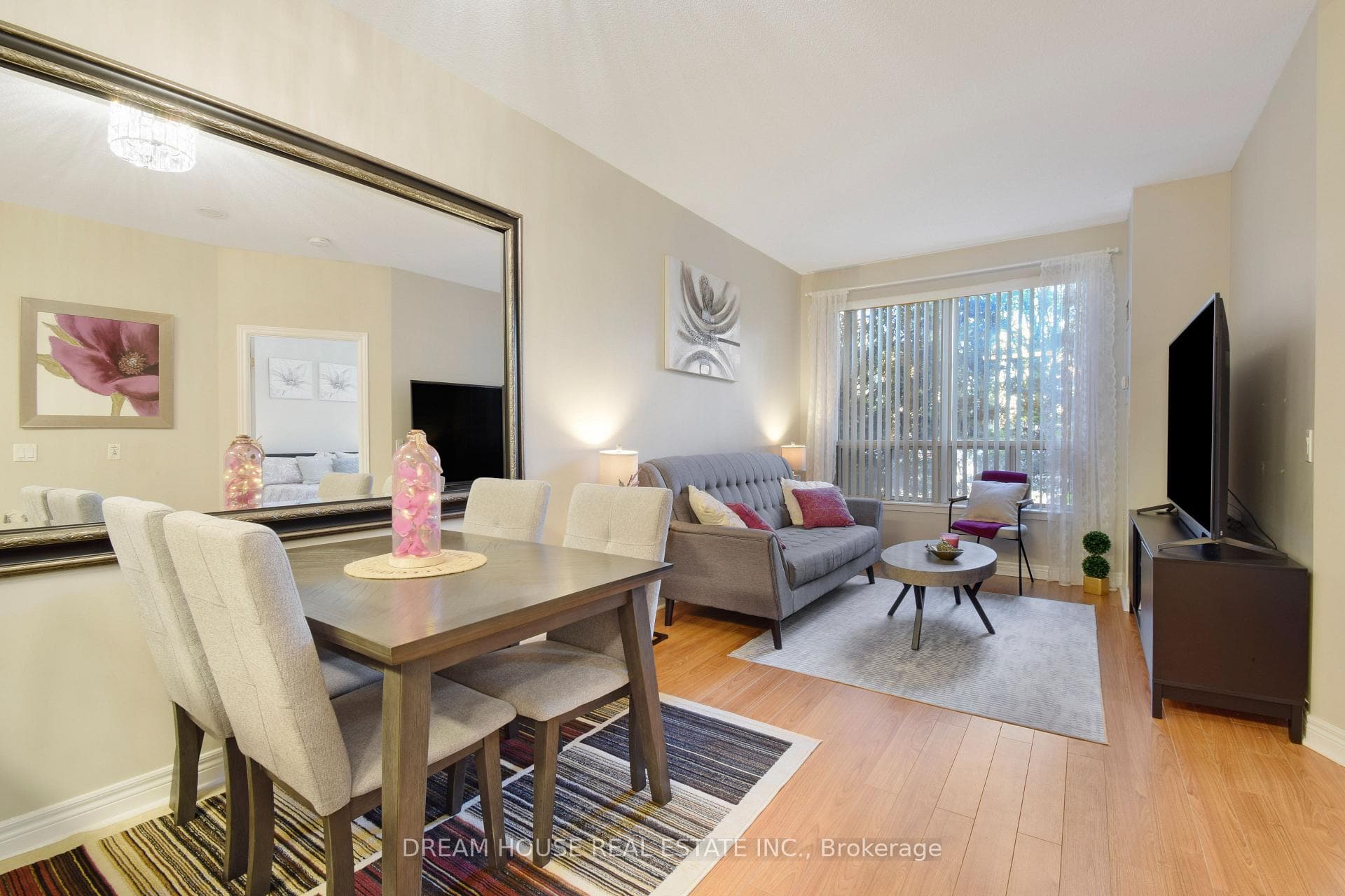 50 Disera Drive Unit 114 photo 16