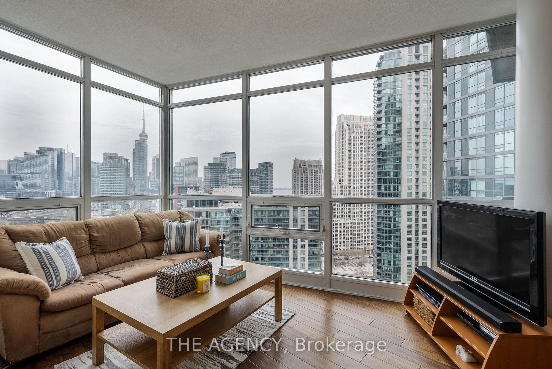 231 Fort York Boulevard Unit 2011 photo 15