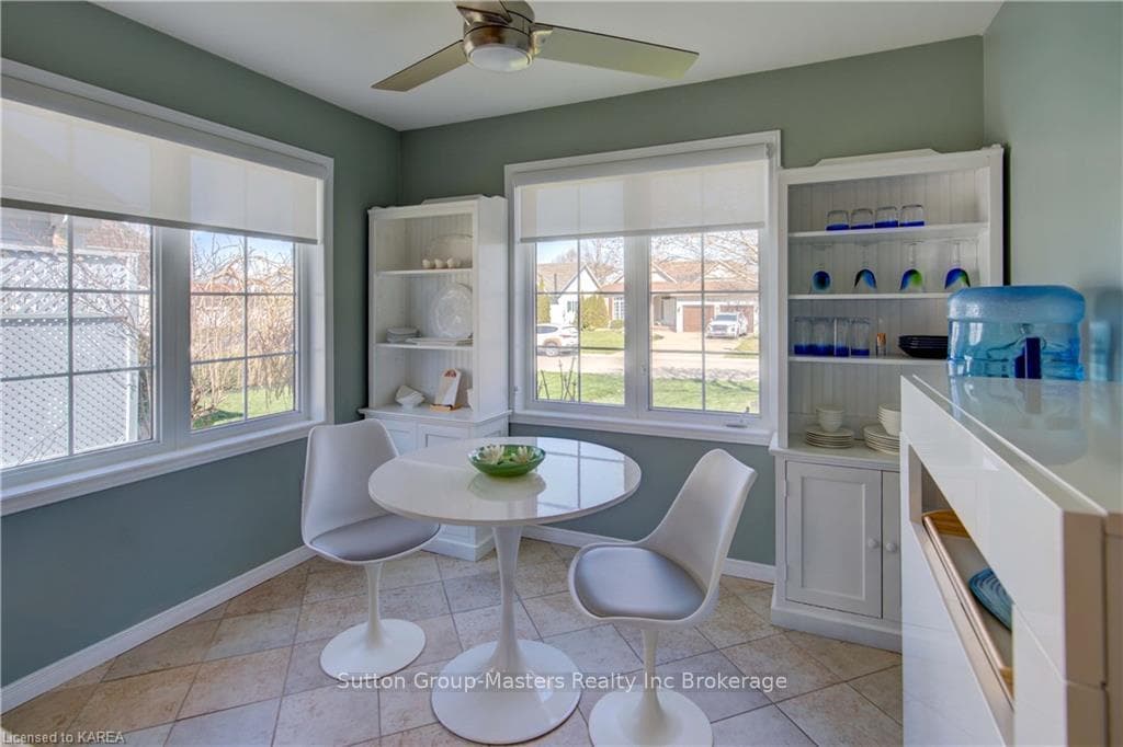 76 ABBEY DAWN Drive photo 13