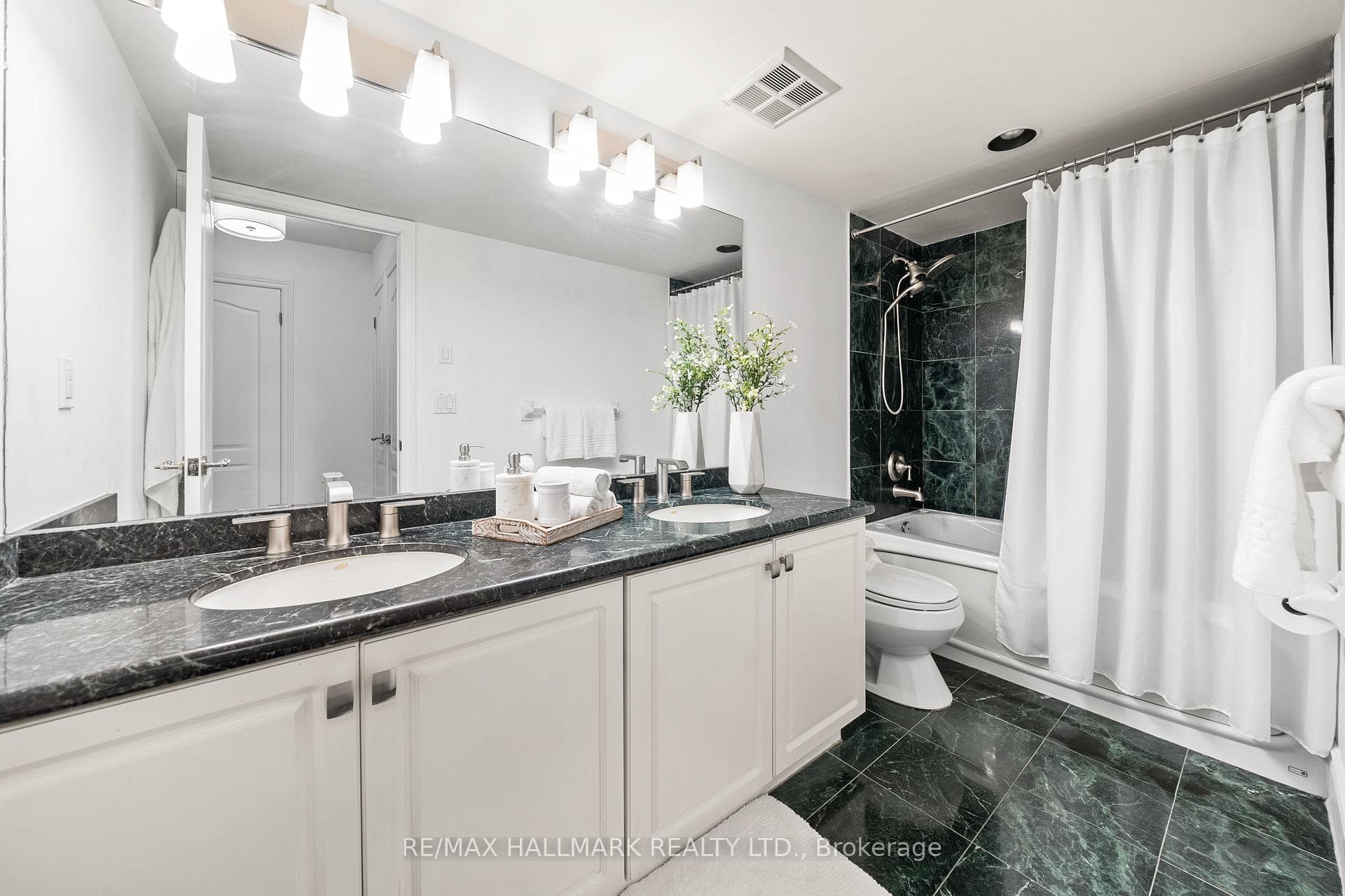 Primary ensuite