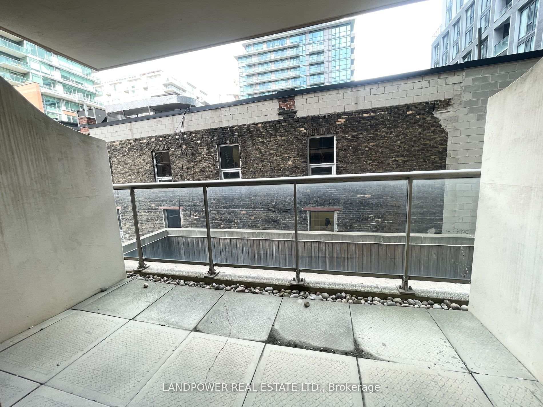 159 Frederick Street Unit 301 photo 24