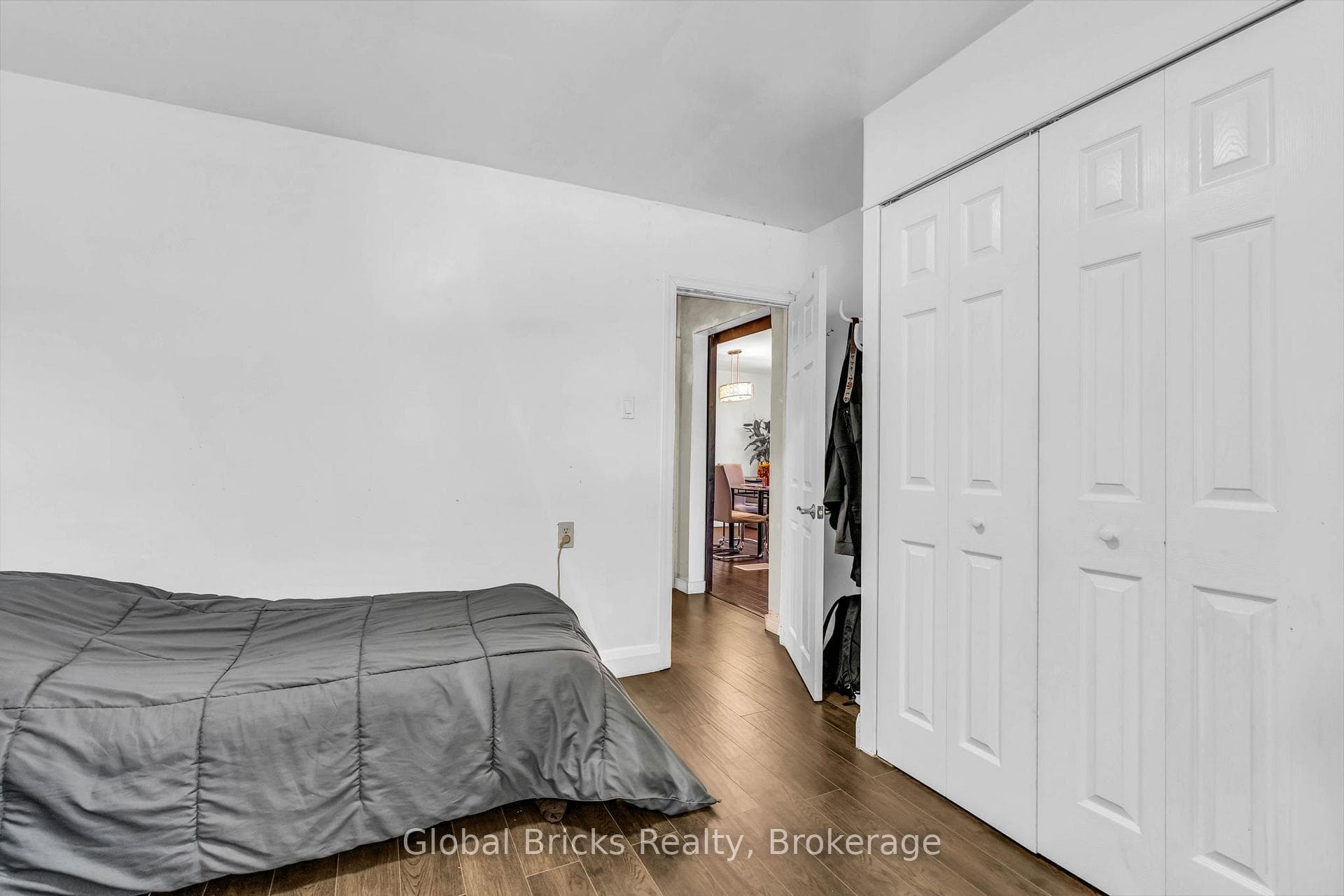 277 Short Avenue photo 15