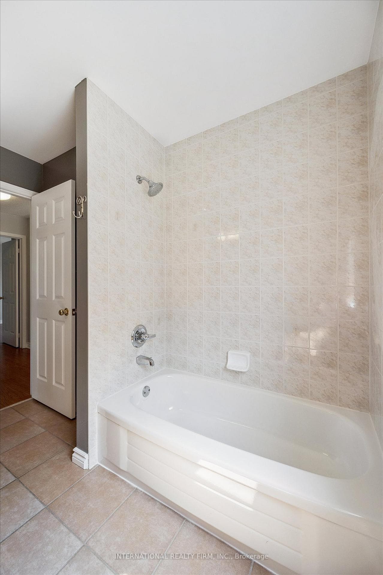 2348 Proudfoot Trail photo 29