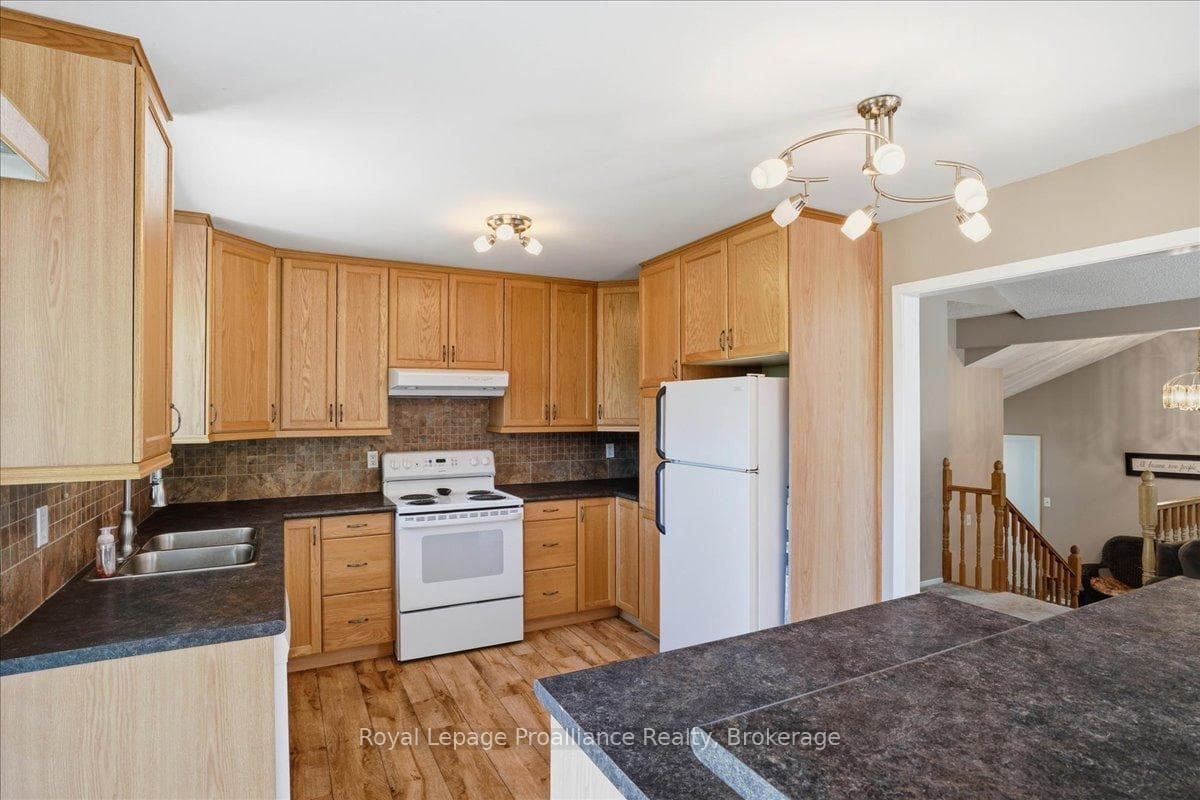 205 Bethel Road photo 4