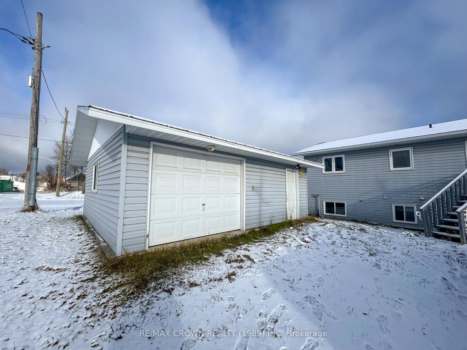 129 Front Street photo 34