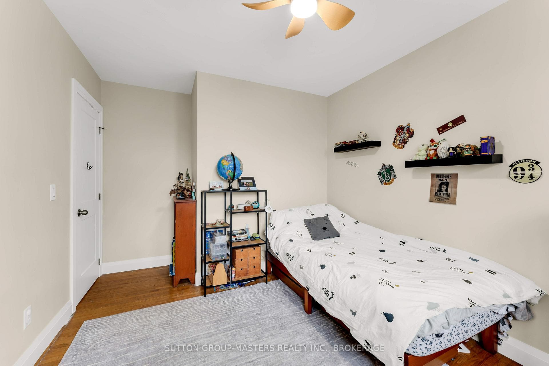 22 Montgomery Boulevard photo 27