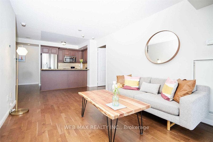 900 Mount Pleasant Road Unit 1305 photo 5