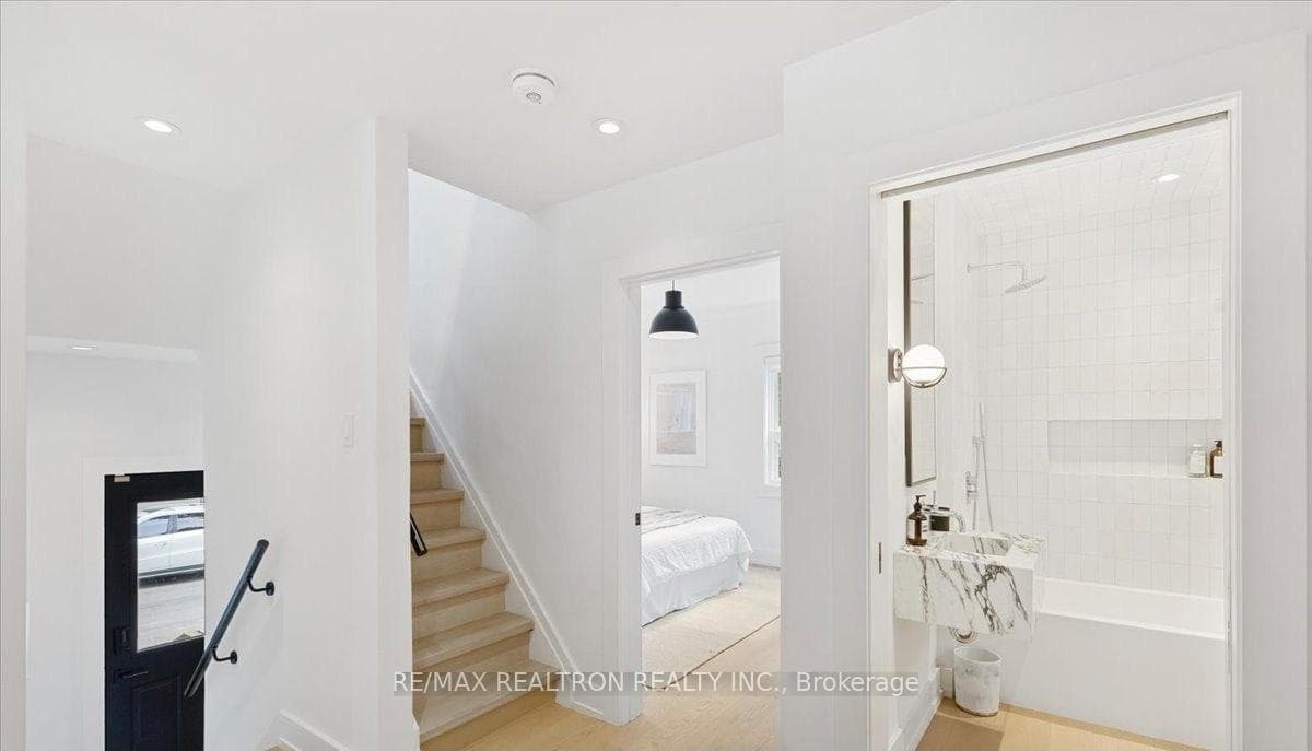 495 St Germain Avenue photo 7