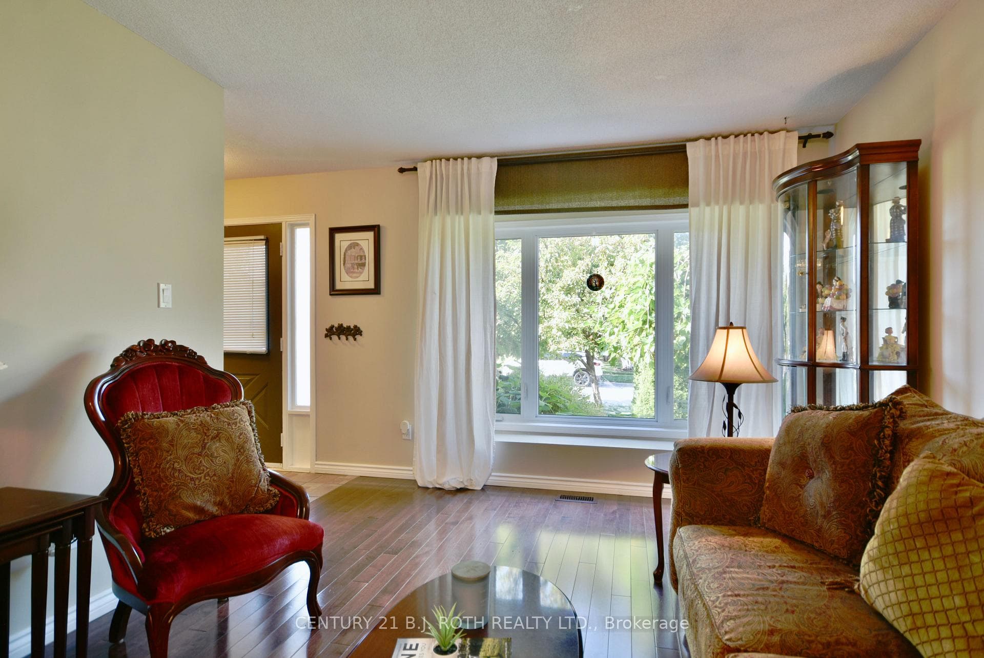 31 Harwood Drive photo 4