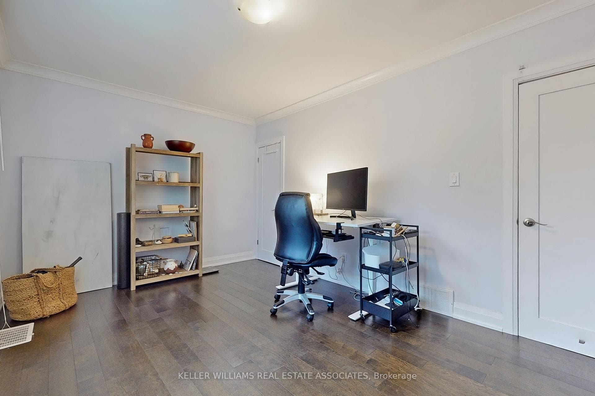 925 Kingsway Drive Unit Main photo 26