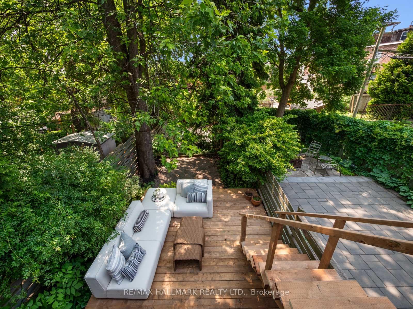 275 Withrow Avenue photo 42