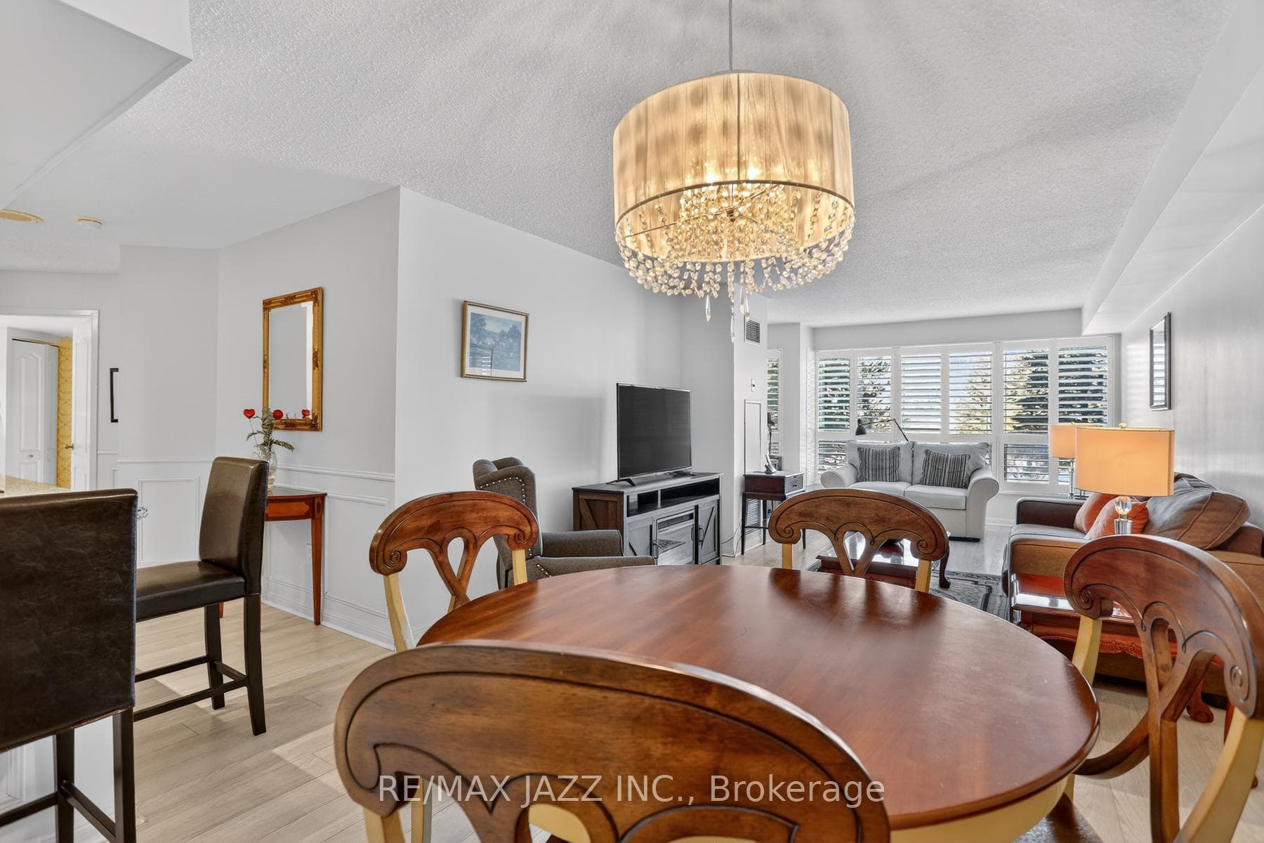 712 Rossland Road Unit 217 photo 20