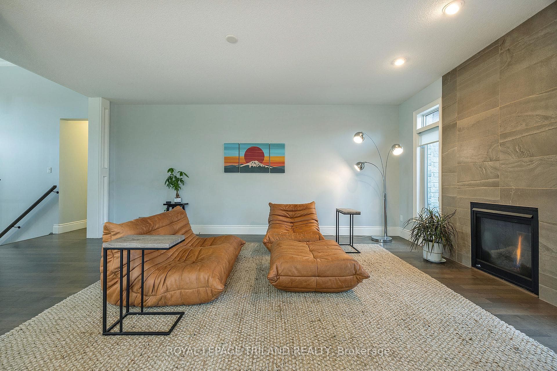 136 Woodholme Close photo 11