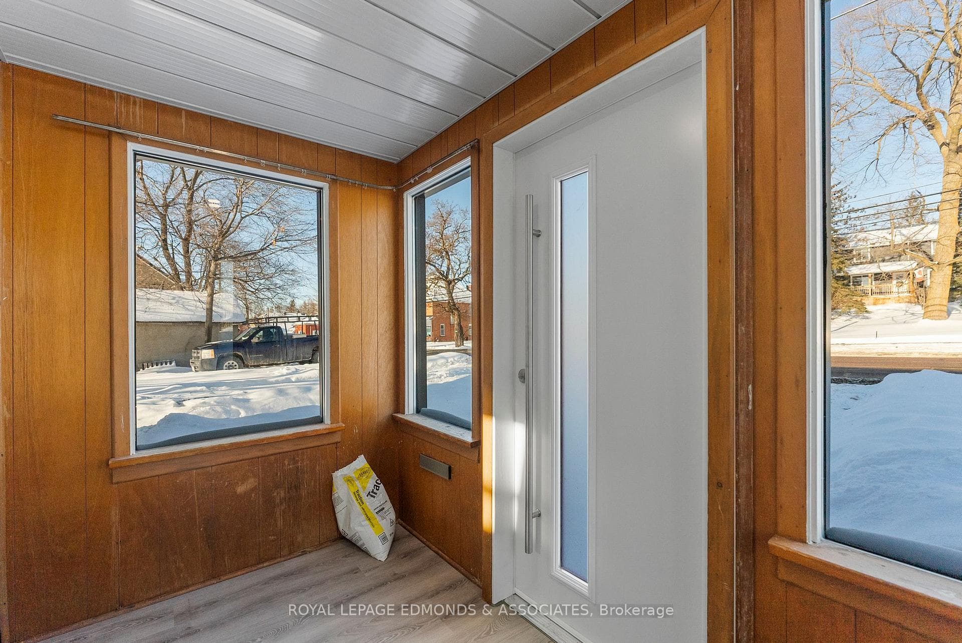 Front Mudroom
