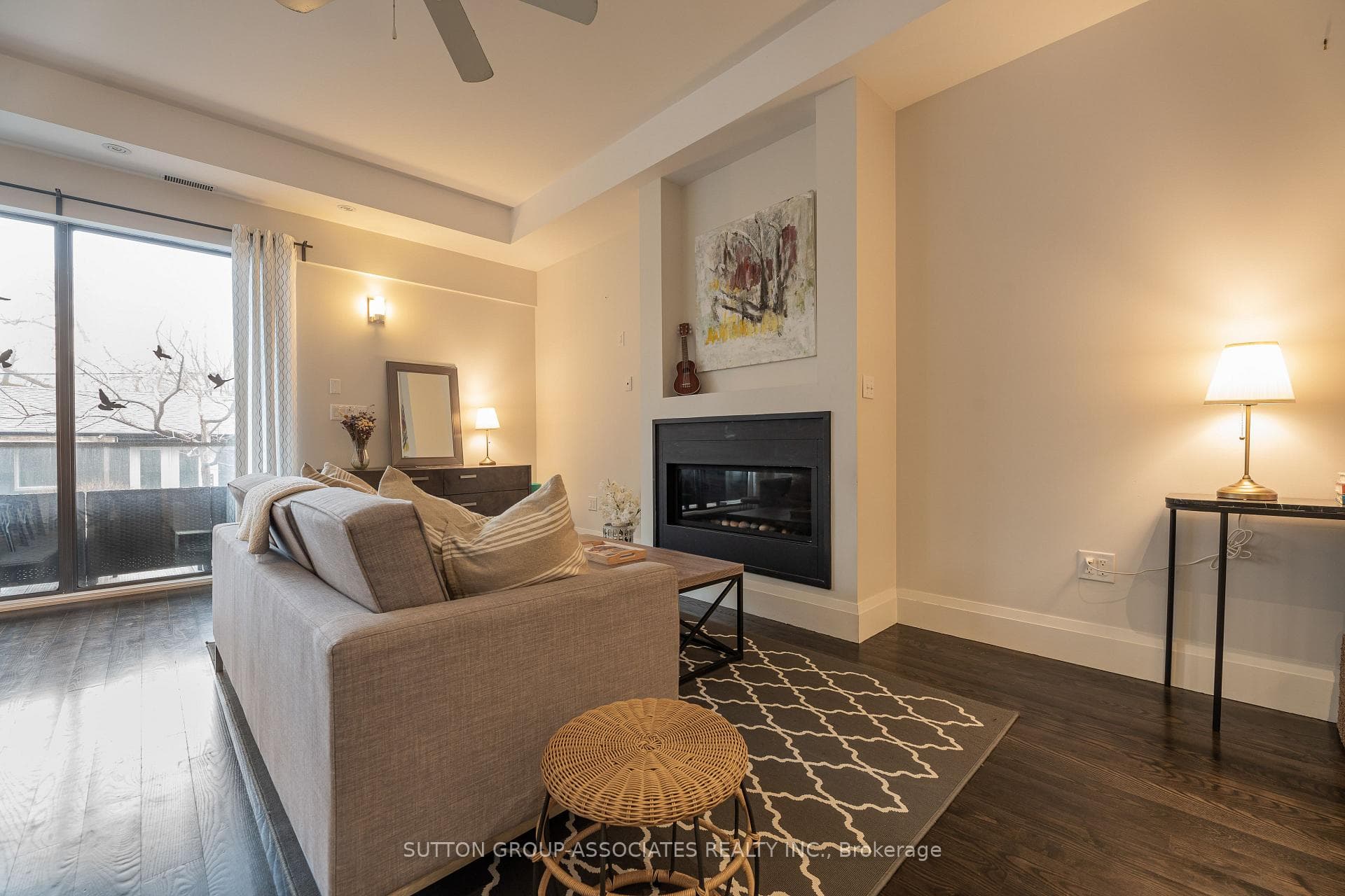 608 Spadina Avenue Unit 1 photo 28