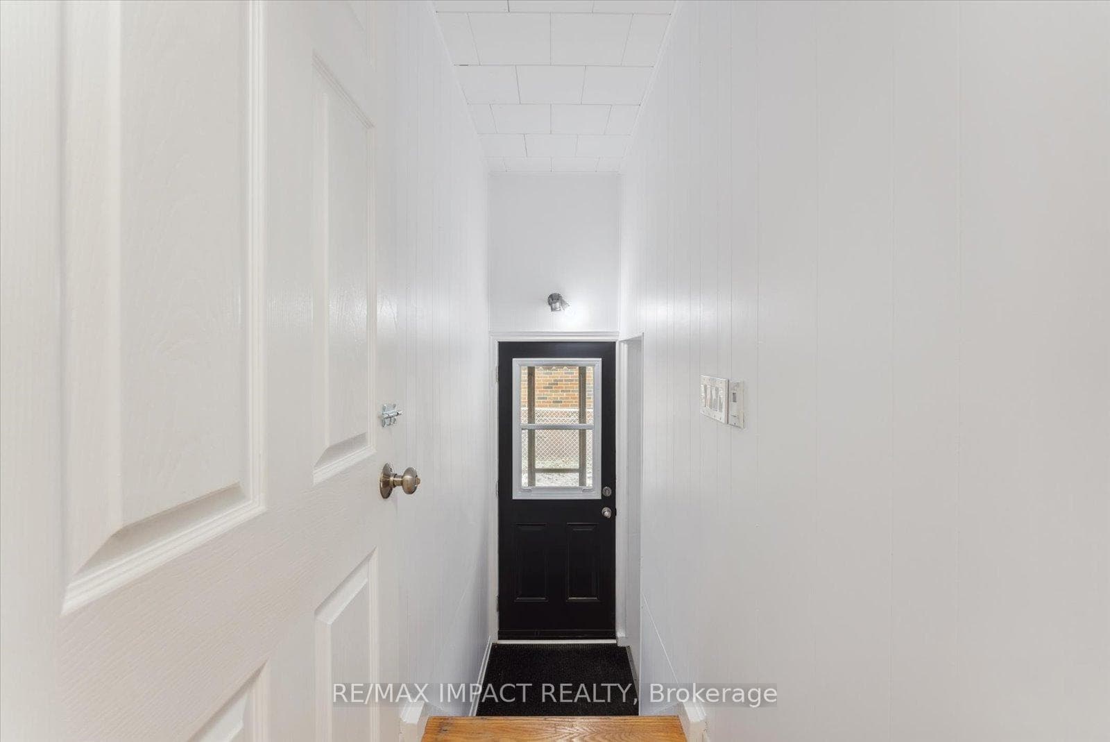 97 Waverly Street photo 19