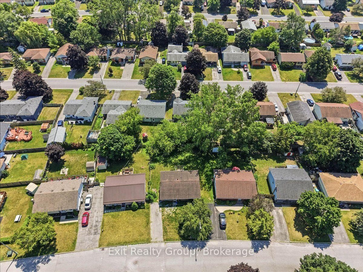 23 Van Alstine Drive photo 14