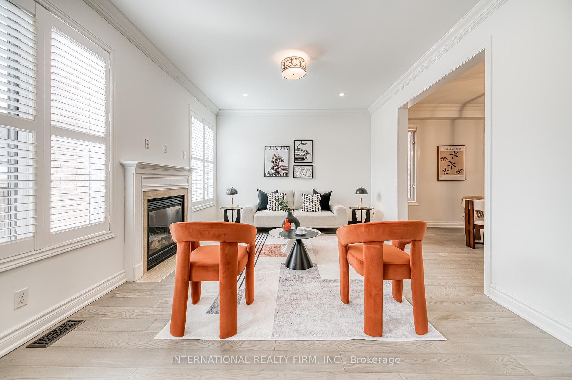 1225 Jezero Crescent photo 6