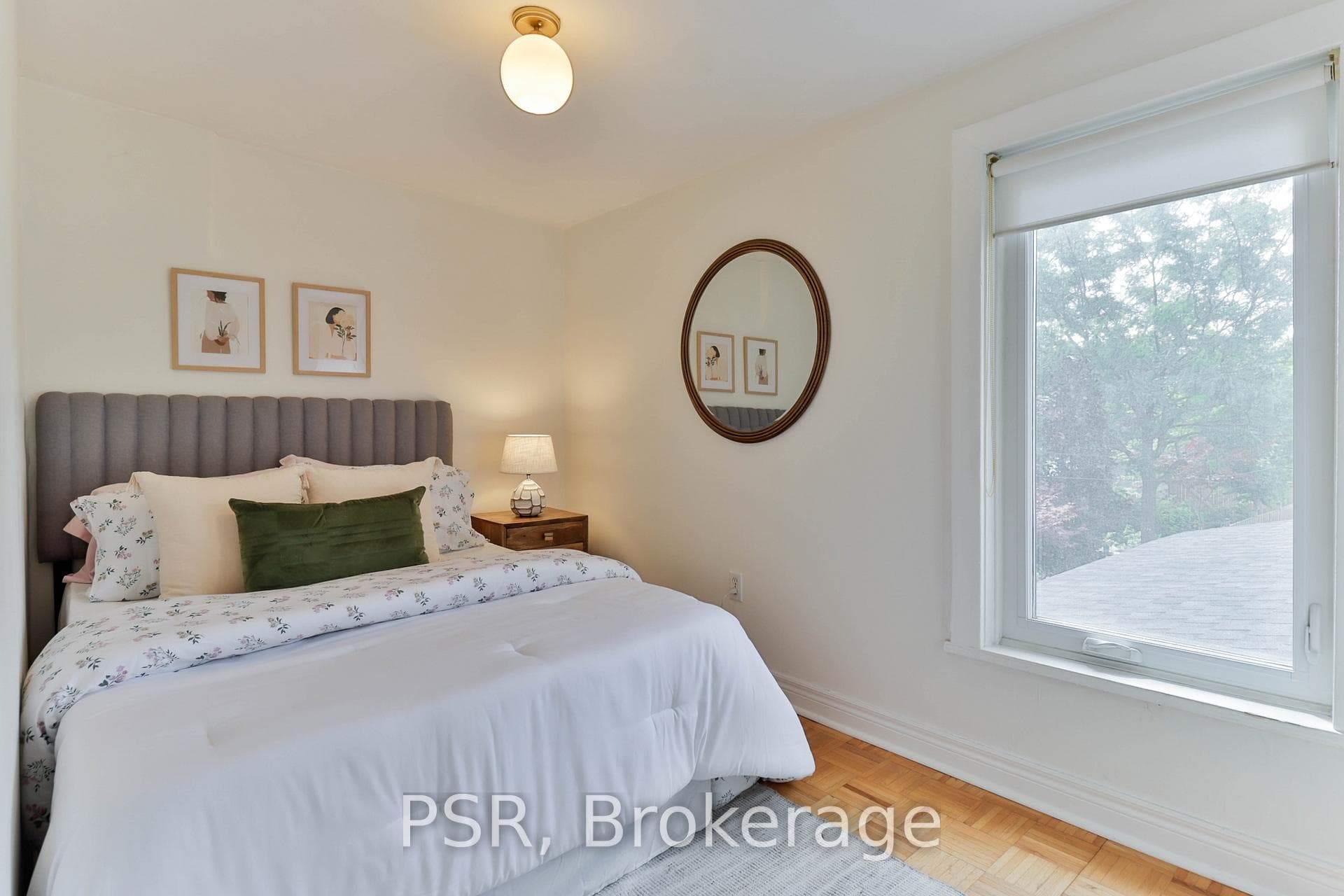 175 Maria Street photo 27