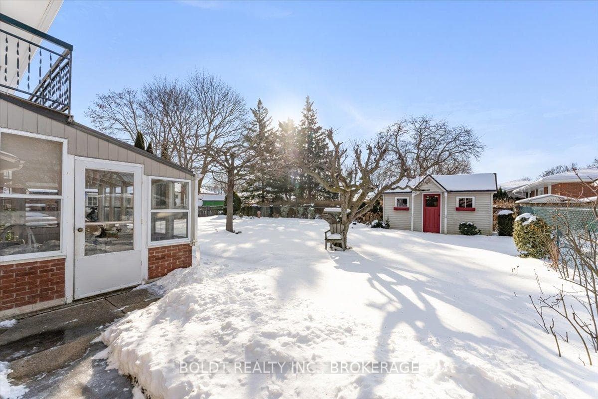 32 Nassau Road photo 36